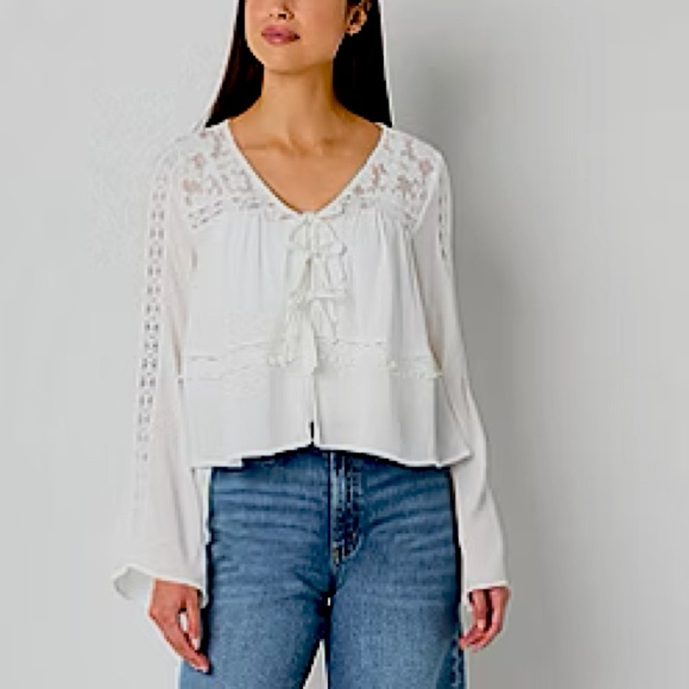 Arizona Jean Company White Lace Tie Front Boho Blouse Size Small Snowdrift Flowy